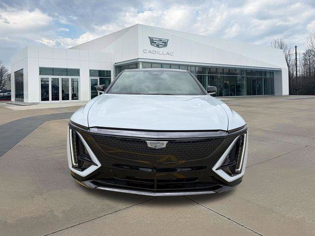New 2026 Cadillac Lyriq Sport w/ LPO, Floor Liner Package AWD/4WD image 8