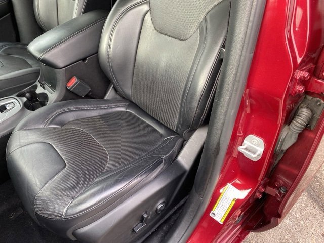 Used 2019 Jeep Cherokee High Altitude image 17