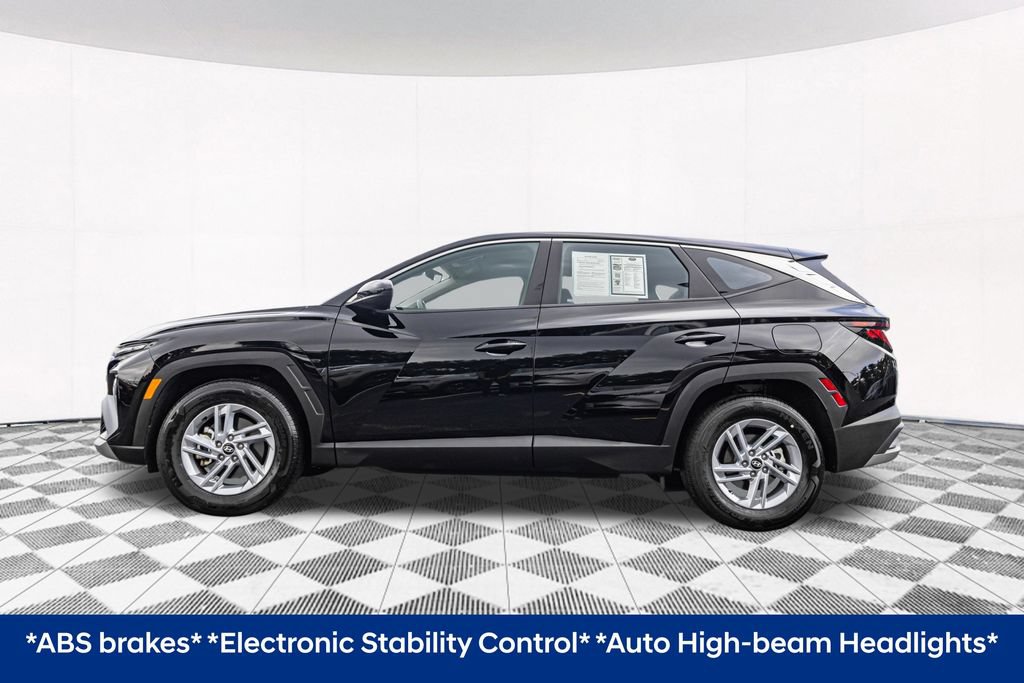 Certified 2026 Hyundai Tucson SE FWD image 7