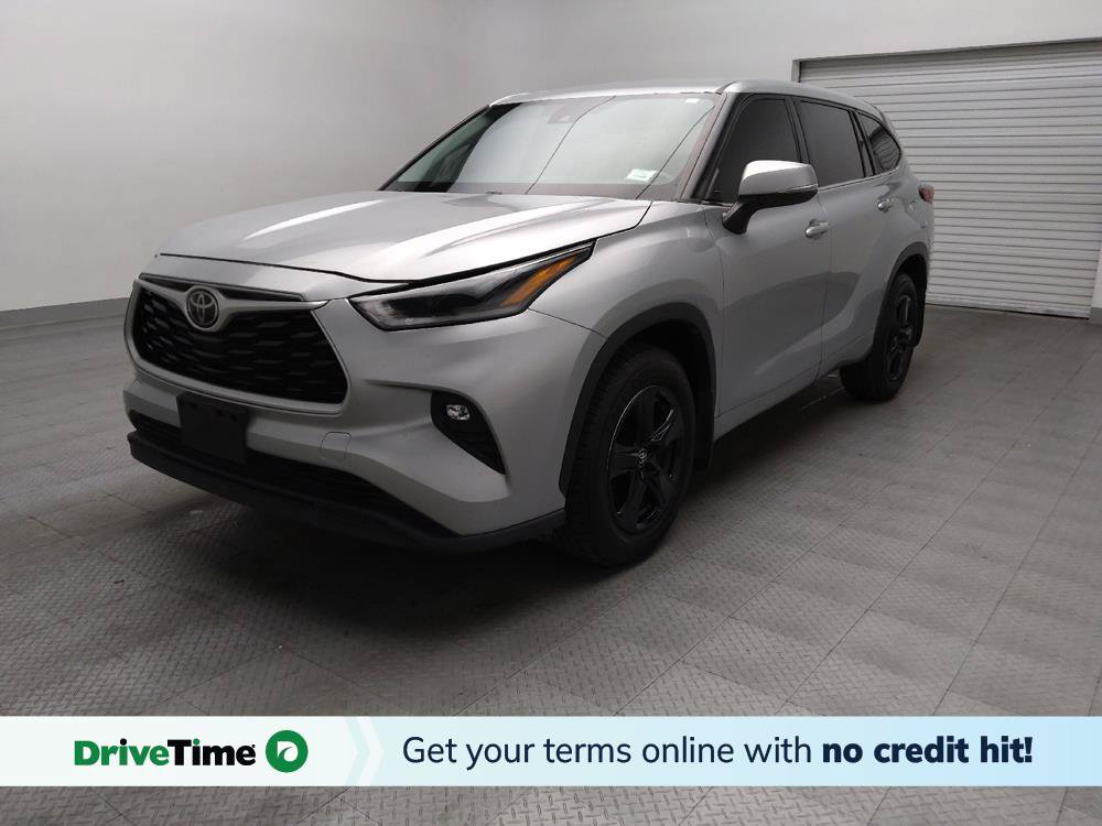 Used 2021 Toyota Highlander LE