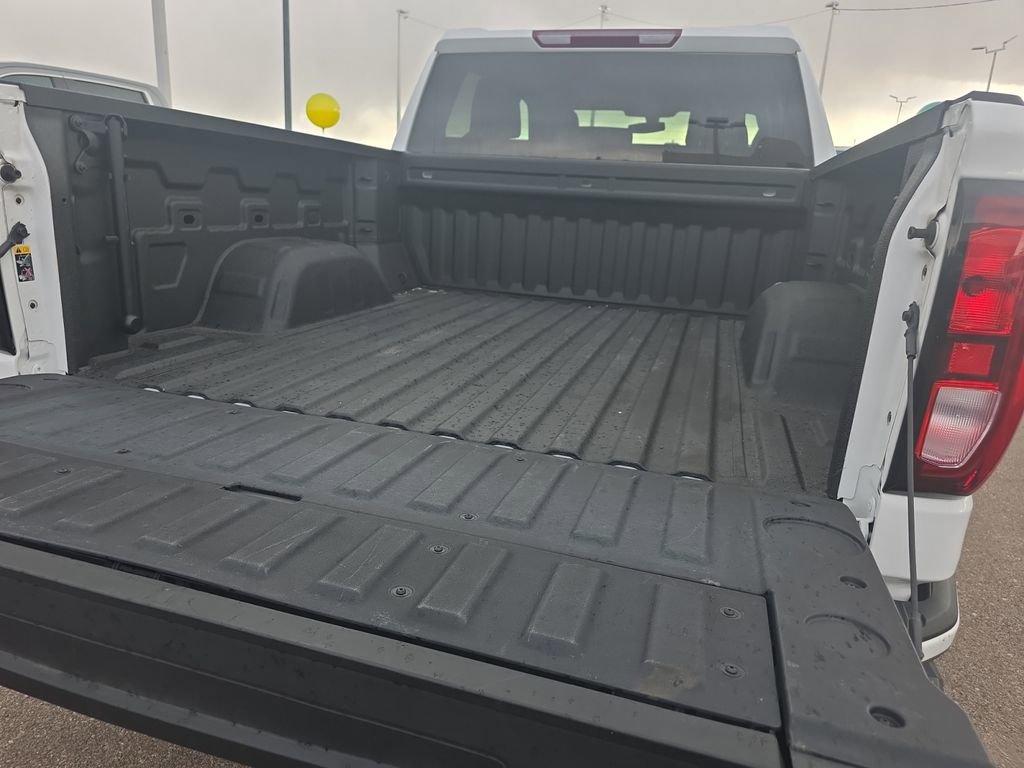 Used 2021 GMC Sierra 1500 Elevation image 17