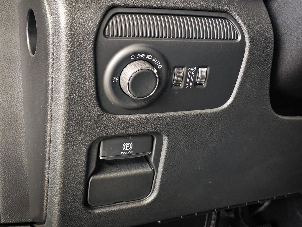 New 2026 Jeep Grand Wagoneer 4WD image 15