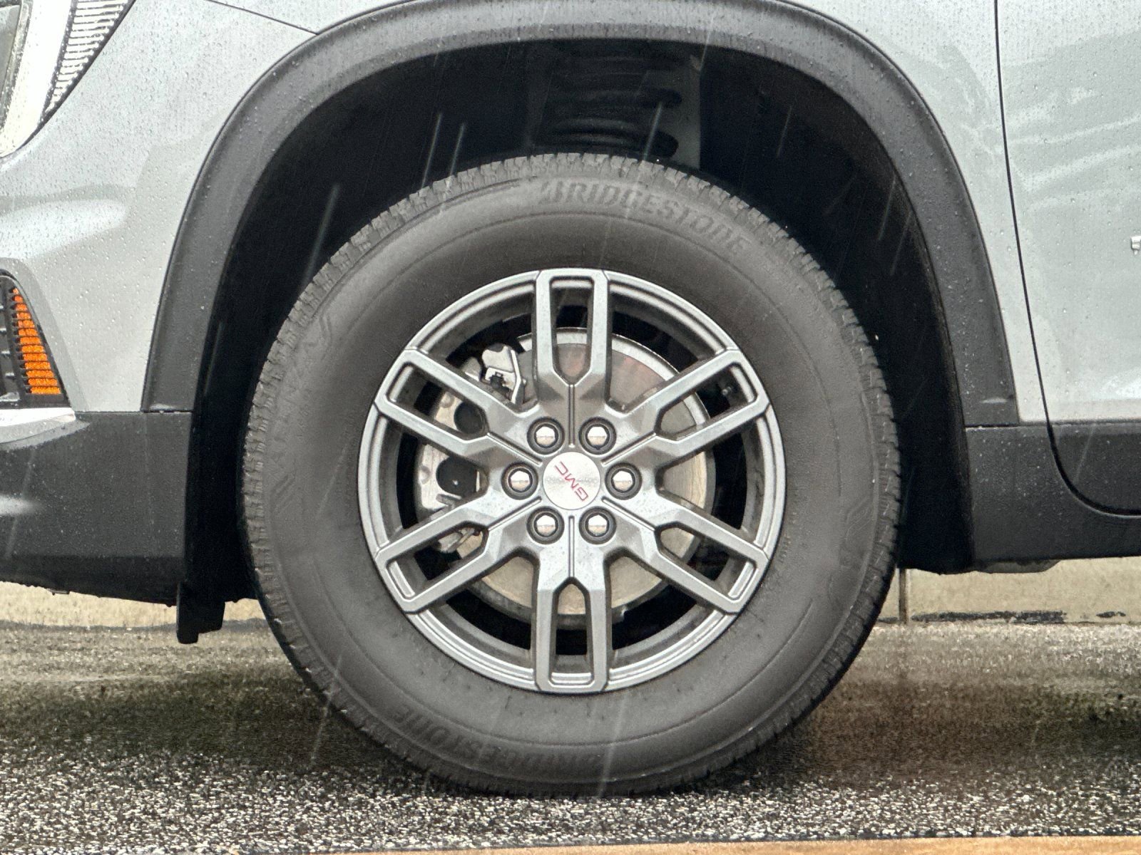 New 2025 GMC Acadia Elevation image 24