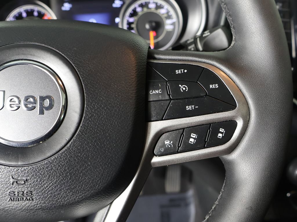 Used 2022 Jeep Cherokee Limited image 40