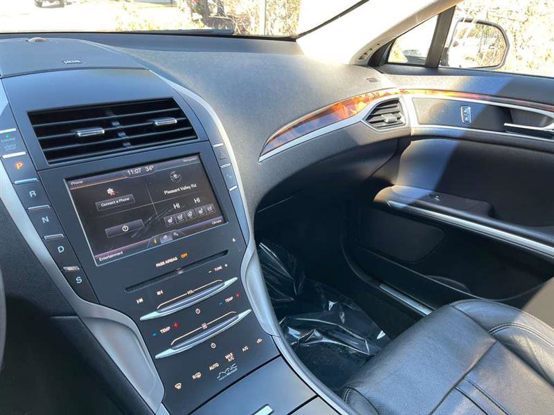 Used 2013 Lincoln MKZ image 67