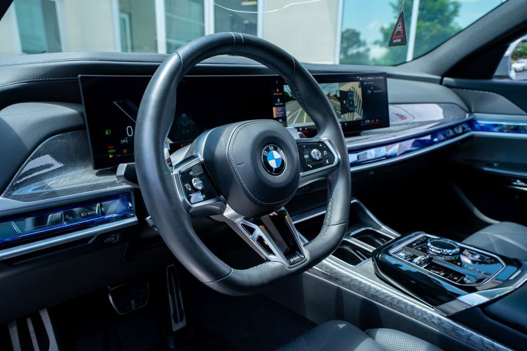 Used 2023 BMW 740i RWD image 29