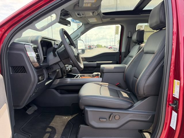 New 2026 Ford F250 Lariat w/ Black Appearance Package AWD/4WD image 15