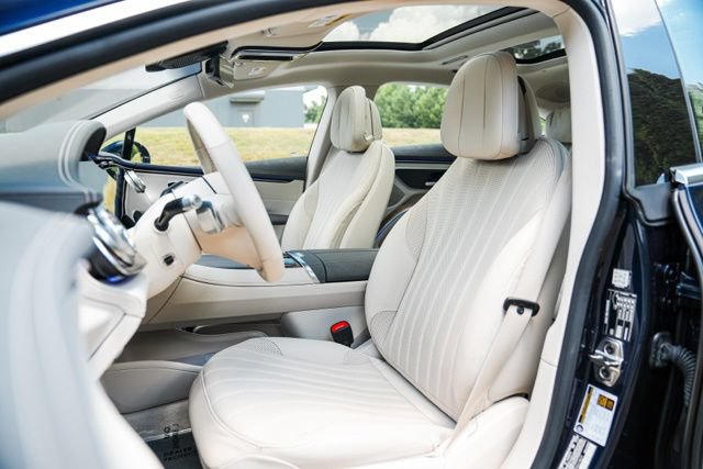 Used 2023 Mercedes-Benz EQS 580 4MATIC Sedan image 44