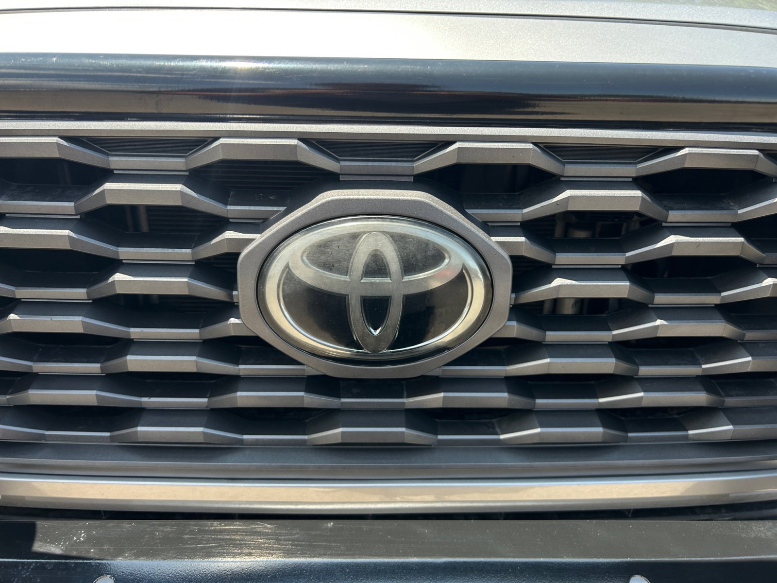 Used 2021 Toyota Tacoma TRD Off-Road w/ Technology Package AWD/4WD image 23