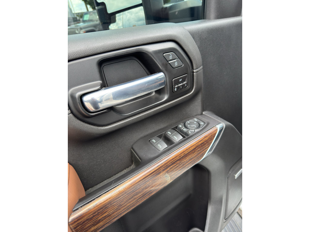 Used 2020 Chevrolet Silverado 2500 High Country w/ Z71 Off-Road Package AWD/4WD image 26