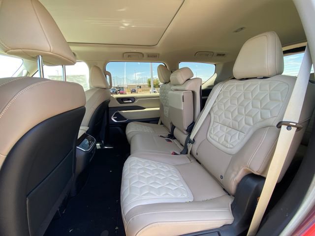 New 2025 Nissan Armada Platinum w/ Convenience Package image 18