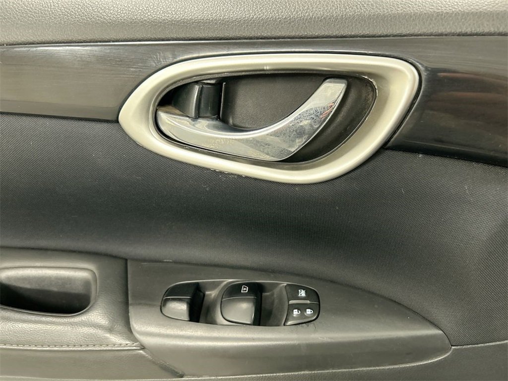 Used 2018 Nissan Sentra SV image 11