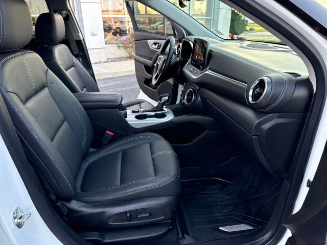 Used 2024 Chevrolet Blazer LT w/ Midnight/Sport Edition image 33