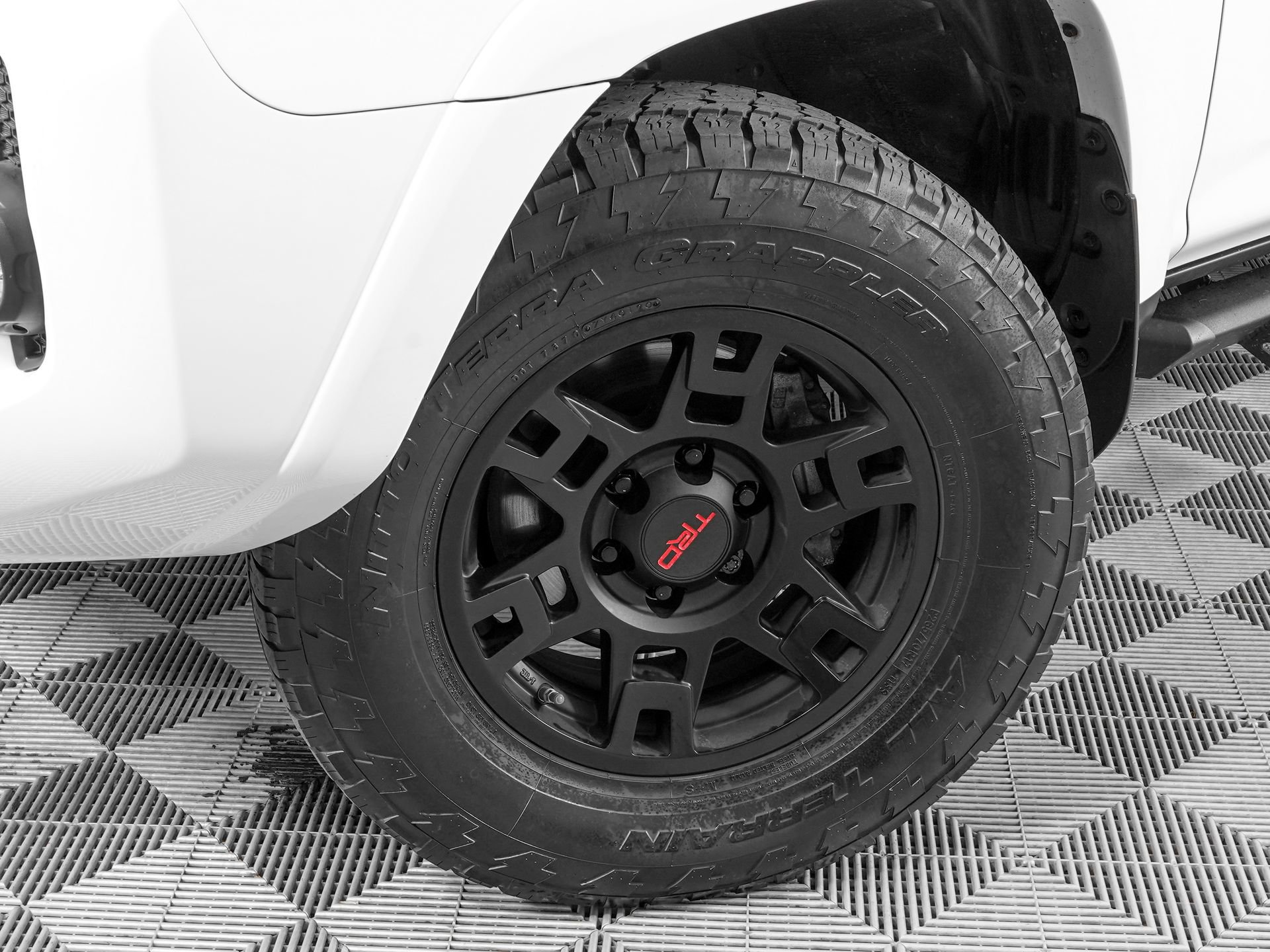 Used 2020 Toyota 4Runner TRD Pro AWD/4WD image 28