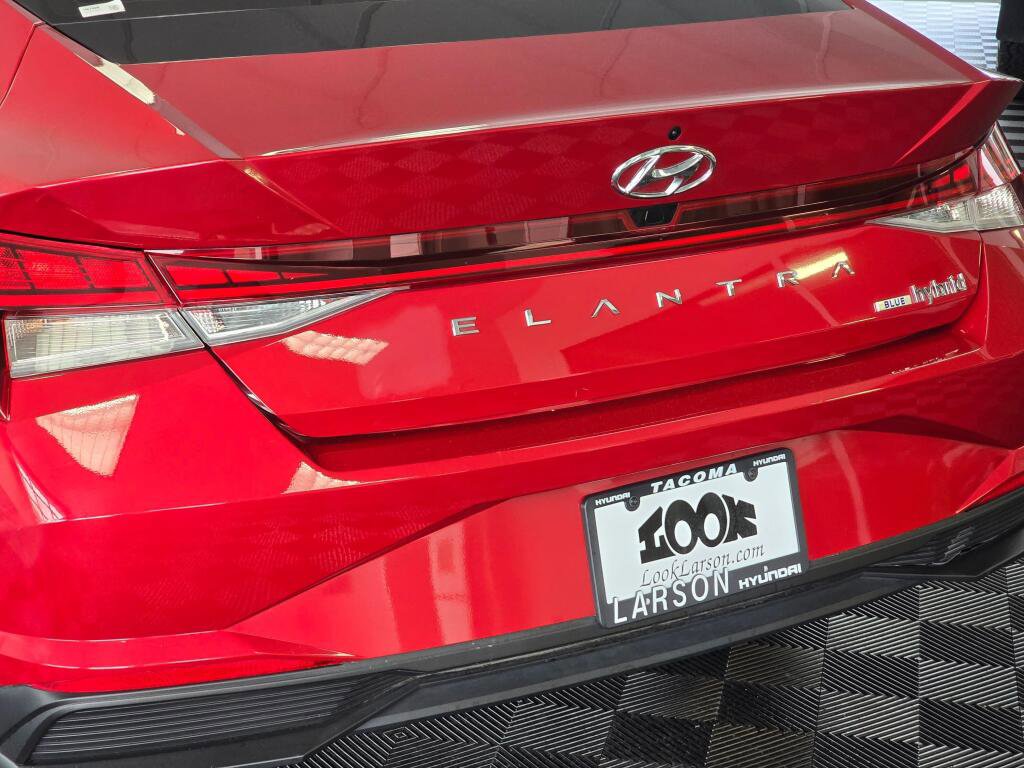 Used 2023 Hyundai Elantra Blue FWD image 12