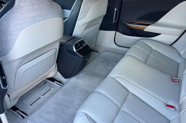 Used 2022 Lucid Air Grand Touring AWD/4WD image 13