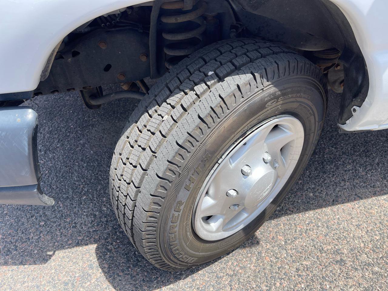 Used 2013 Ford E-350 and Econoline 350 XL image 26