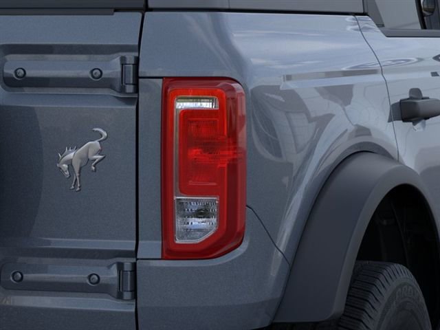 New 2025 Ford Bronco 4-Door image 23