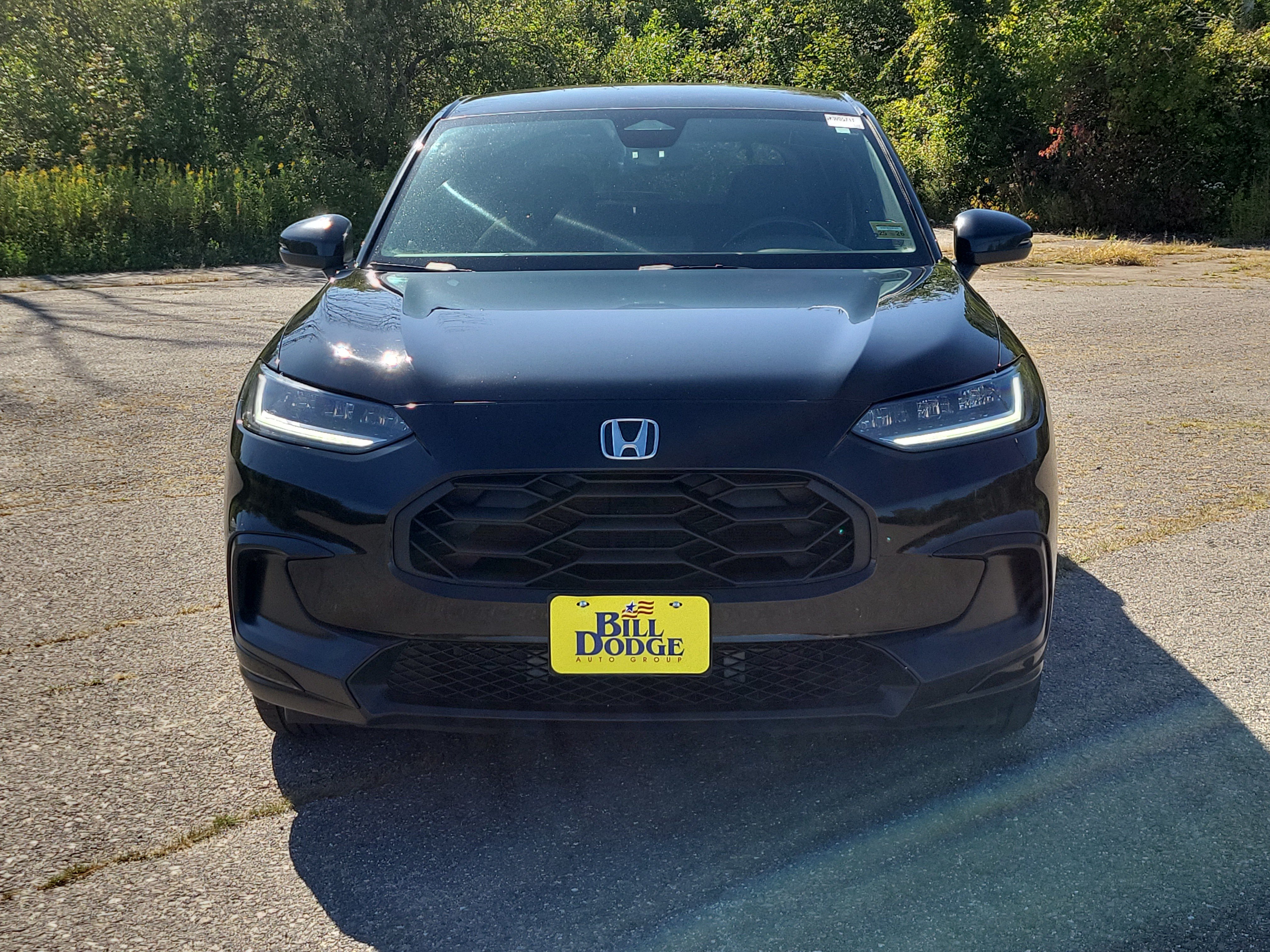 Used 2023 Honda HR-V Sport image 2