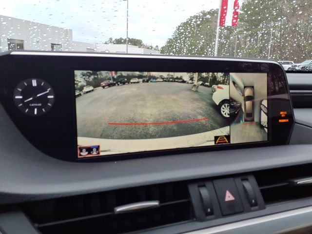 Used 2021 Lexus ES 300h Ultra Luxury w/ Accessory Package 2 image 21