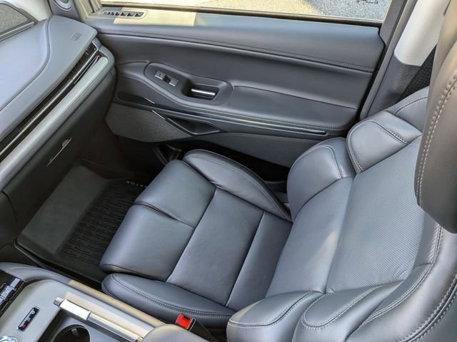 New 2025 Lincoln Navigator Reserve image 16