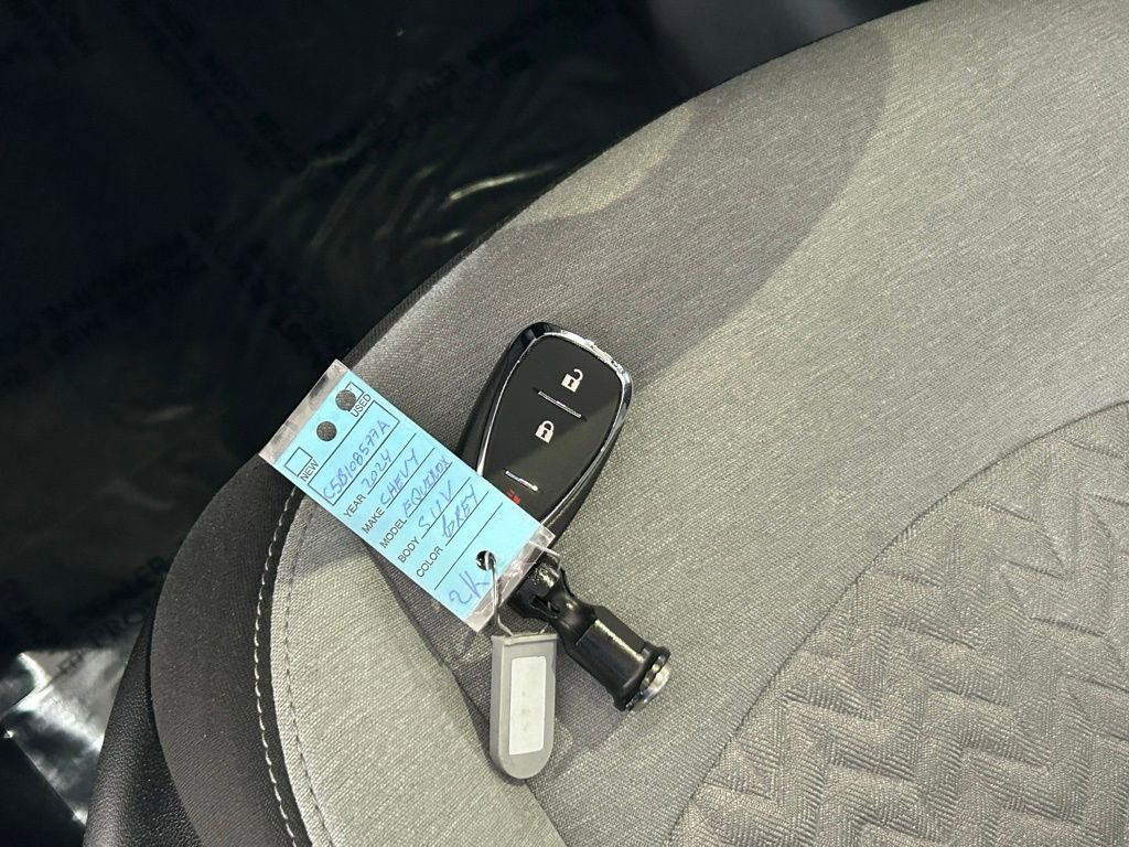 Used 2024 Chevrolet Equinox LS image 43