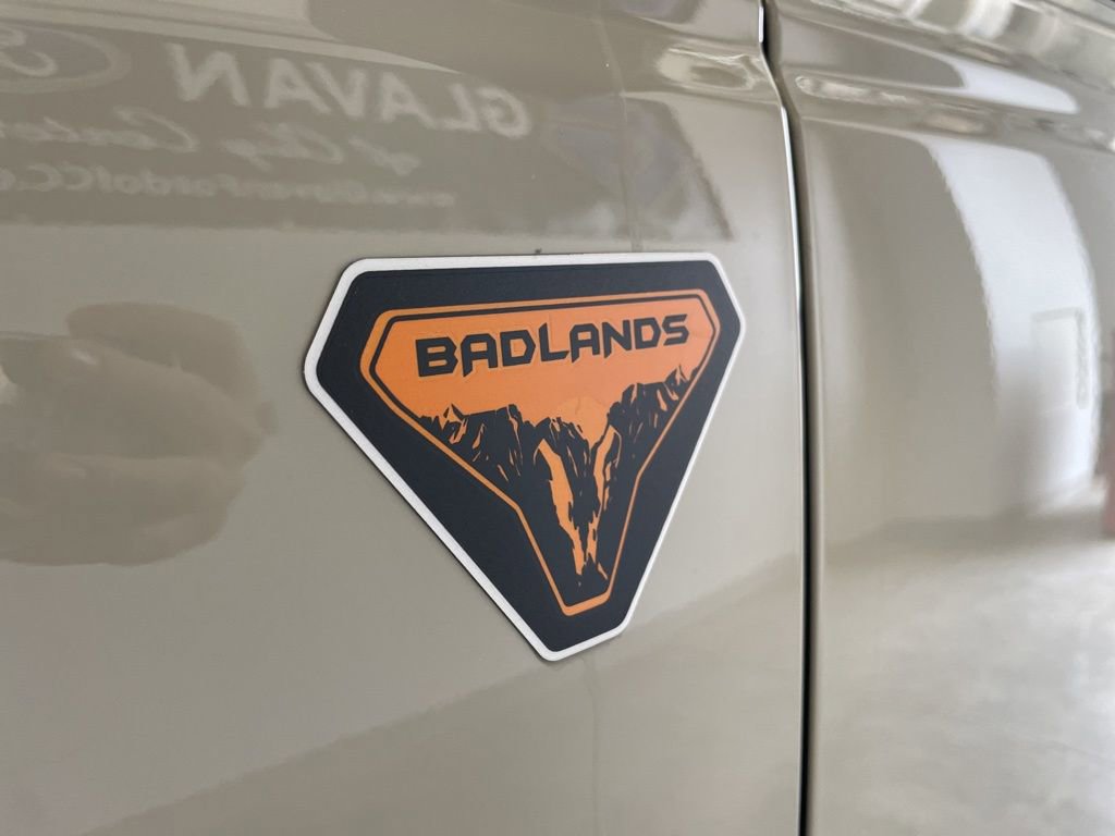New 2025 Ford Bronco Badlands image 6