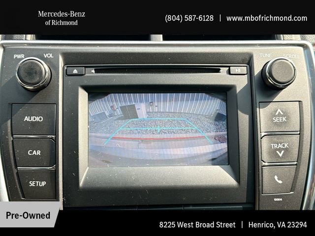 Used 2017 Toyota Camry SE w/ Moonroof Package image 13