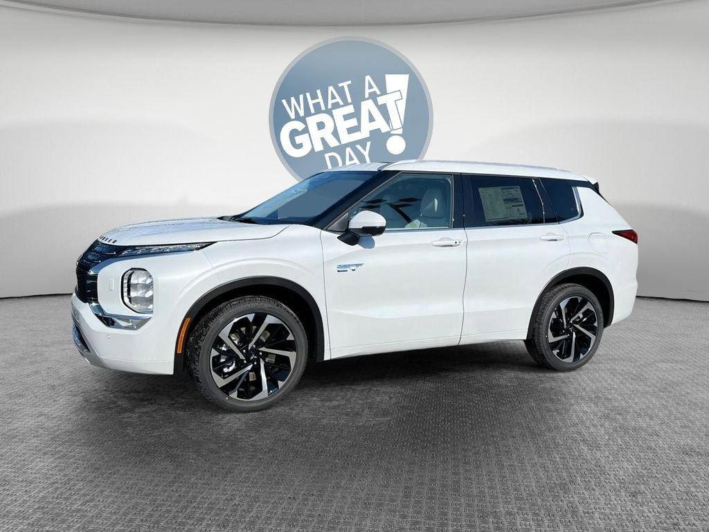 New 2025 Mitsubishi Outlander SEL video 1
