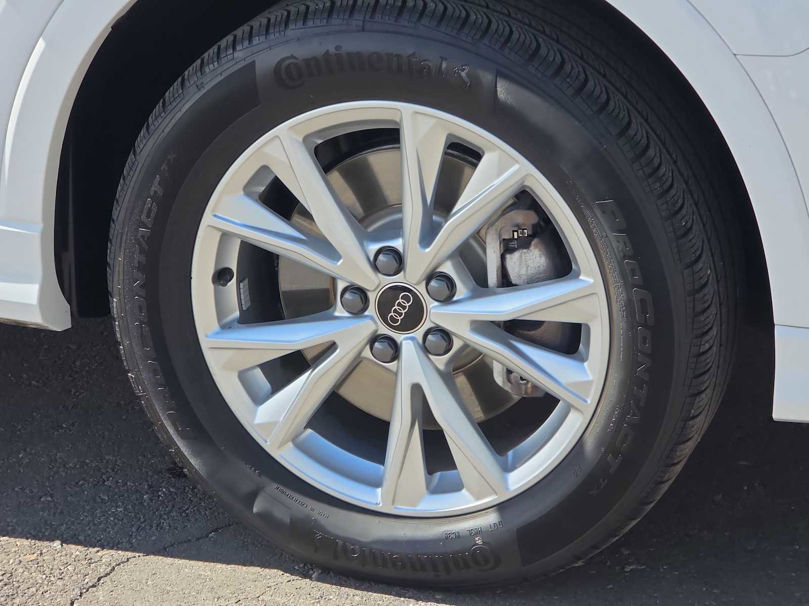 Used 2025 Audi Q3 2.0T Premium AWD/4WD image 12