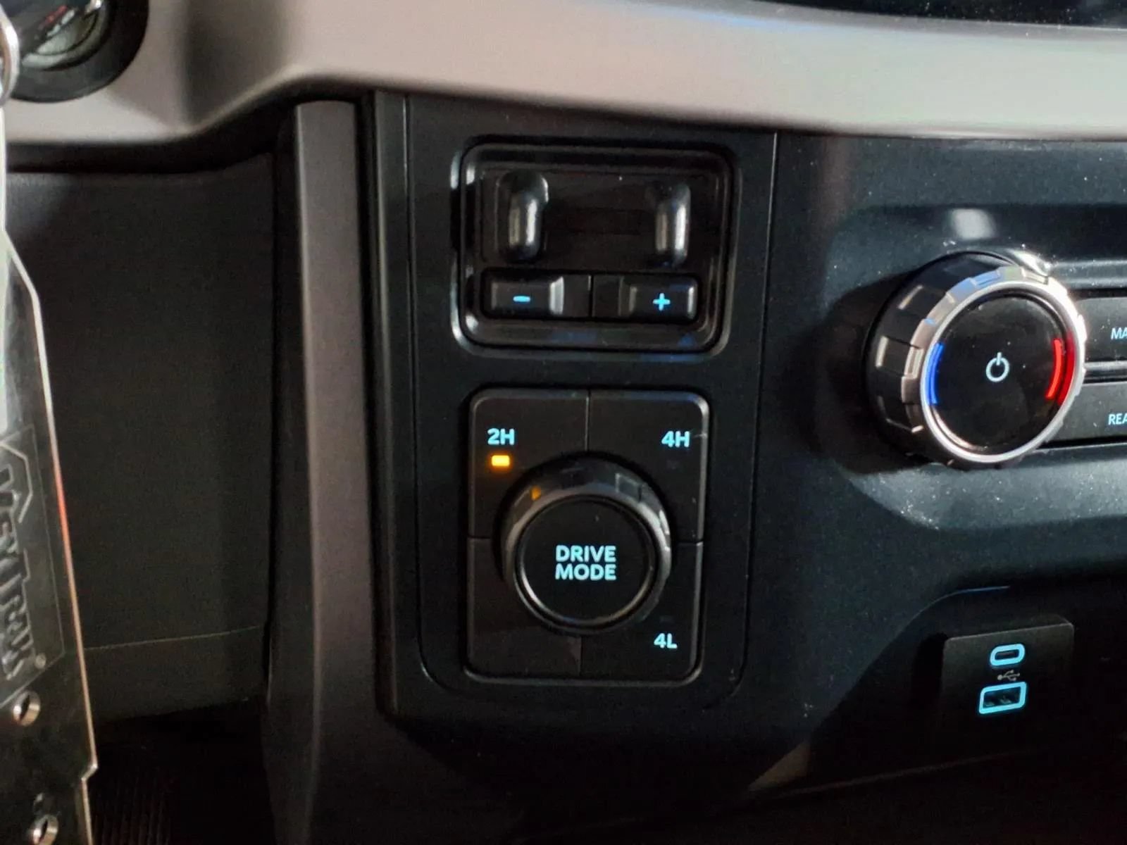 Used 2023 Ford F150 XLT w/ Equipment Group 301A Mid AWD/4WD image 24