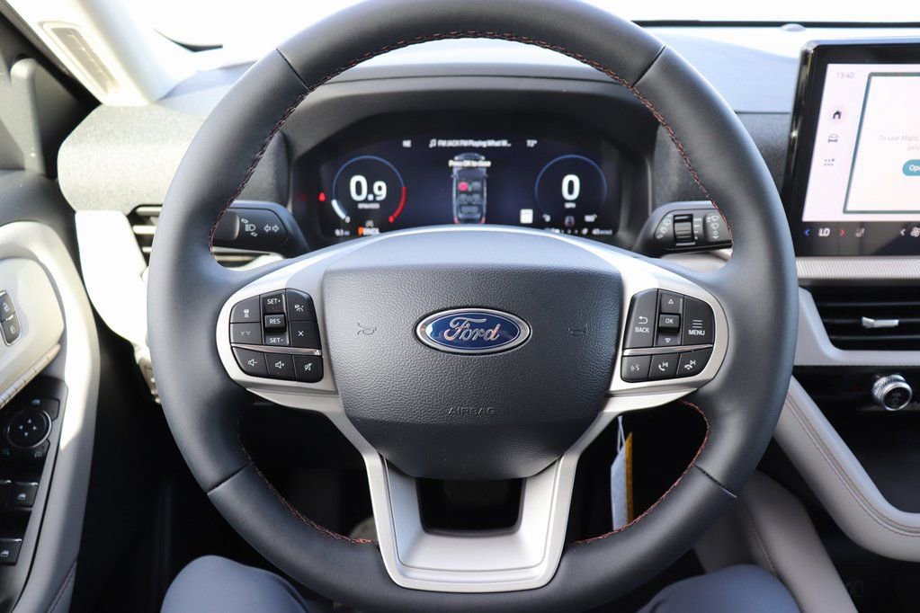 New 2026 Ford Explorer Active w/ Active Comfort Package image 32