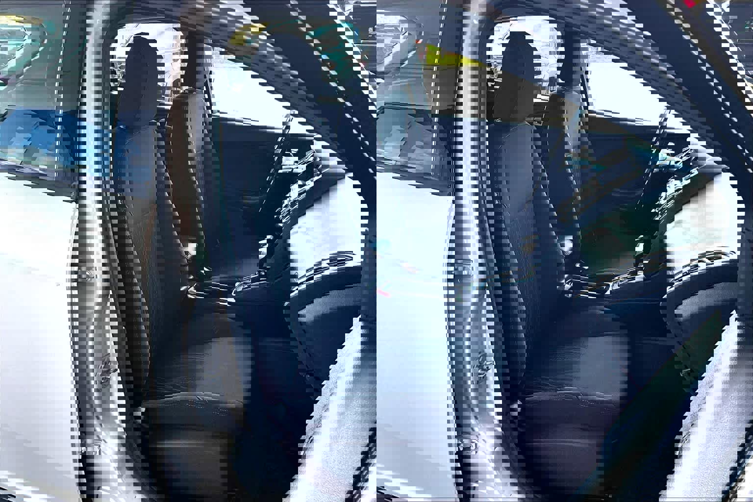 Used 2017 Ford Focus SEL w/ Cold Weather Package image 11