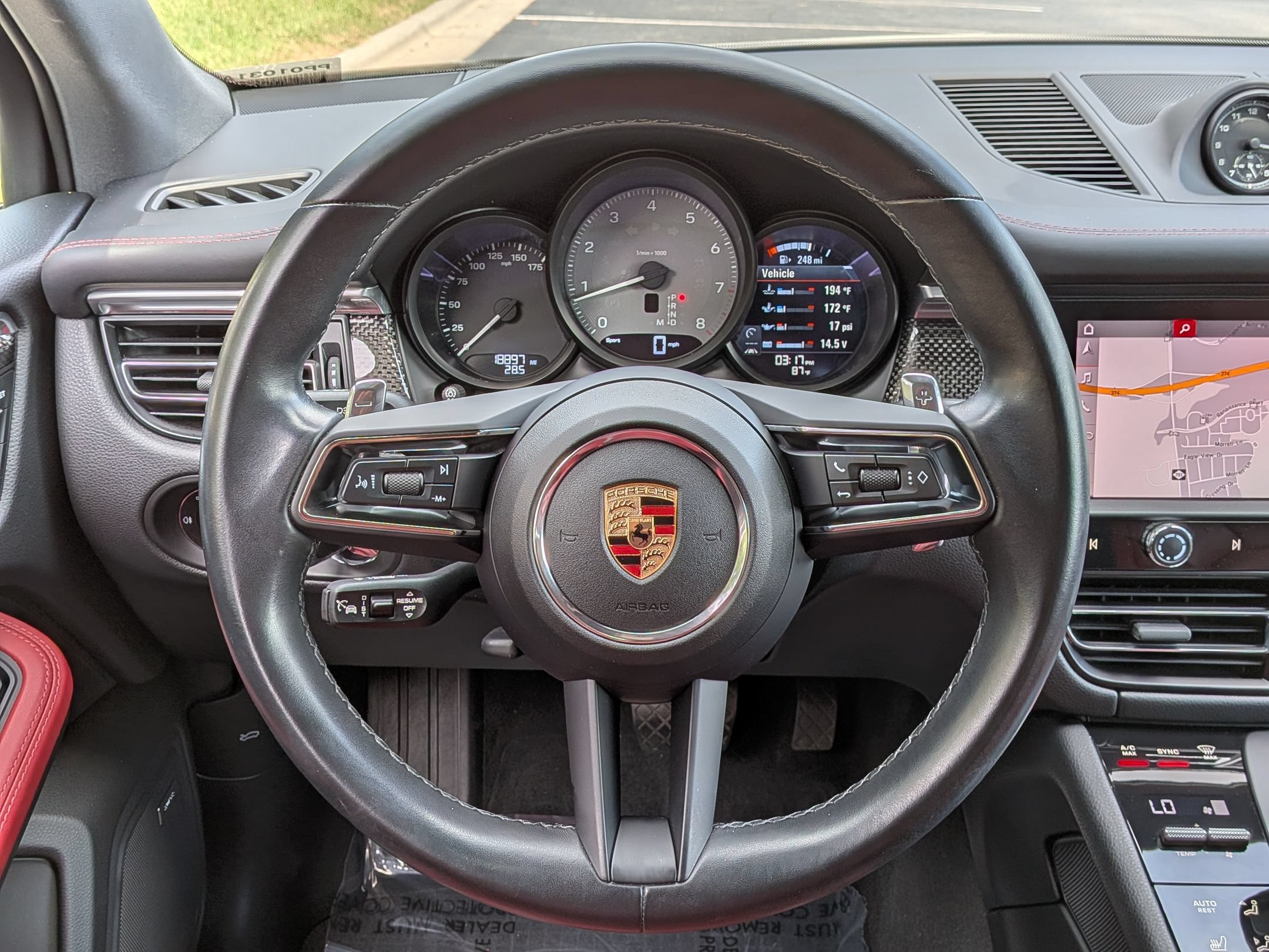 Certified 2024 Porsche Macan S AWD/4WD image 8