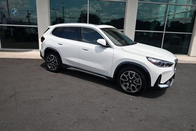 Used 2025 BMW X1 xDrive28i w/ Convenience Package AWD/4WD image 4