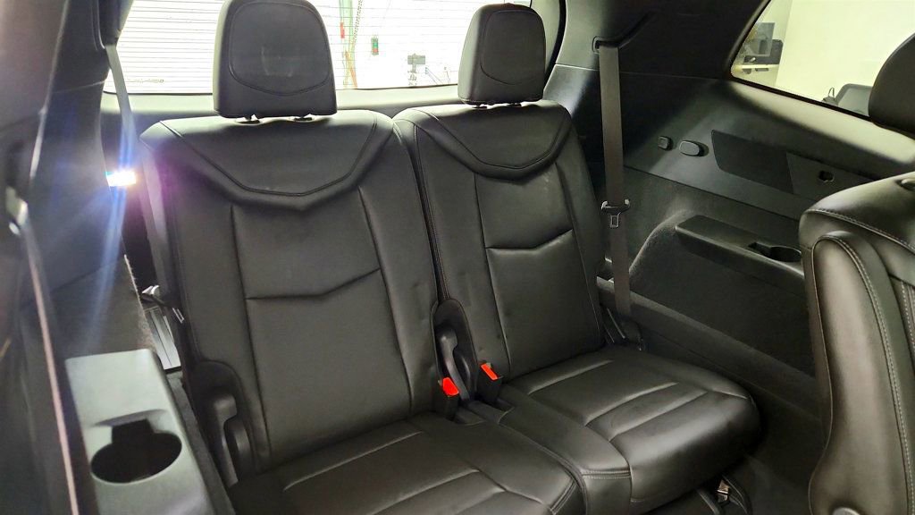 Used 2020 Cadillac XT6 Premium Luxury image 24