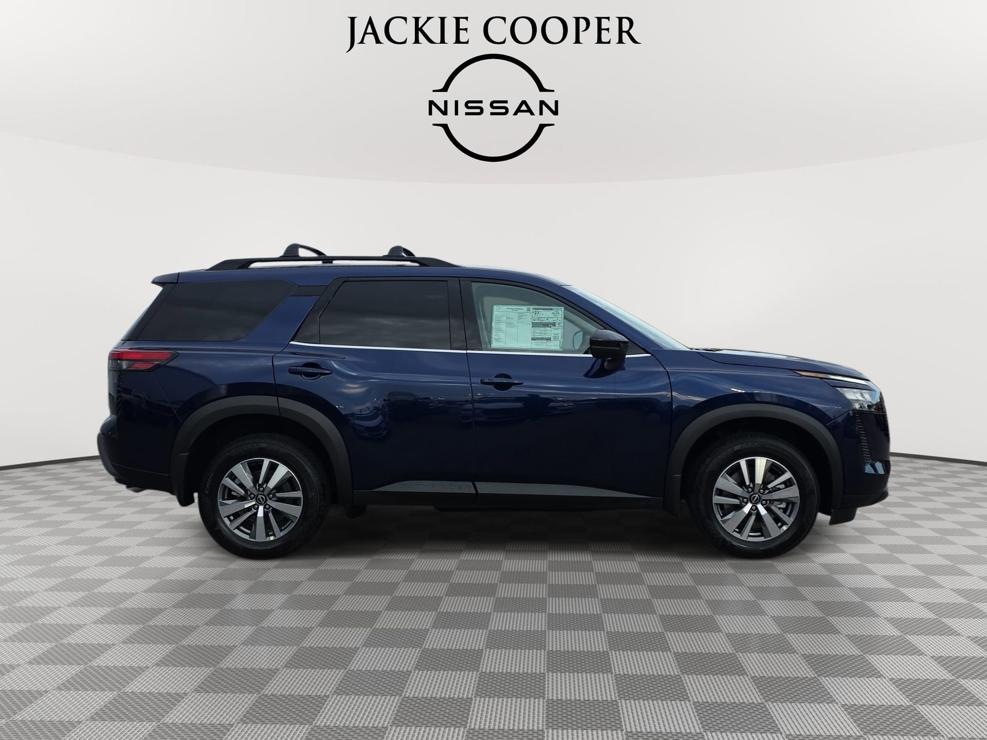 New 2026 Nissan Pathfinder SL w/ Cargo Package AWD/4WD image 4