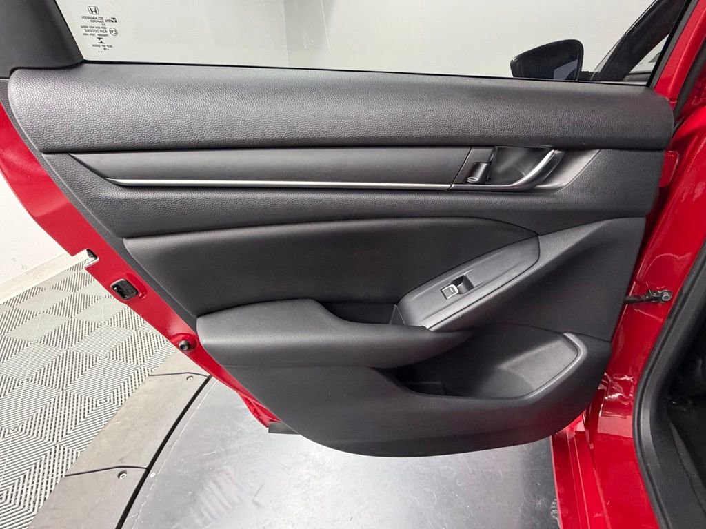 Used 2019 Honda Accord Sport image 38