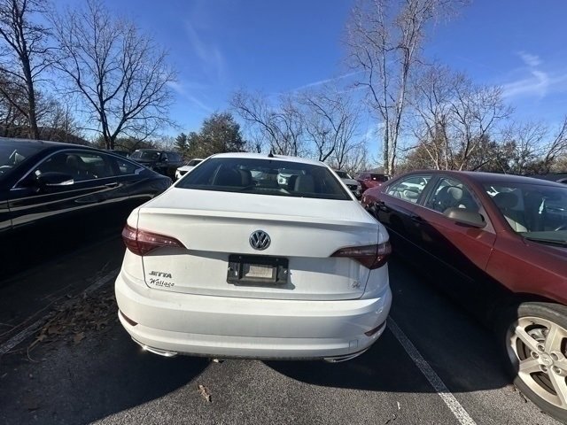 Used 2021 Volkswagen Jetta R-Line w/ R-Line Cold Weather Package image 18