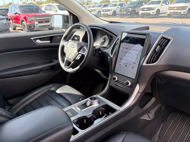 Certified 2024 Ford Edge SEL w/ Convenience Package AWD/4WD image 12