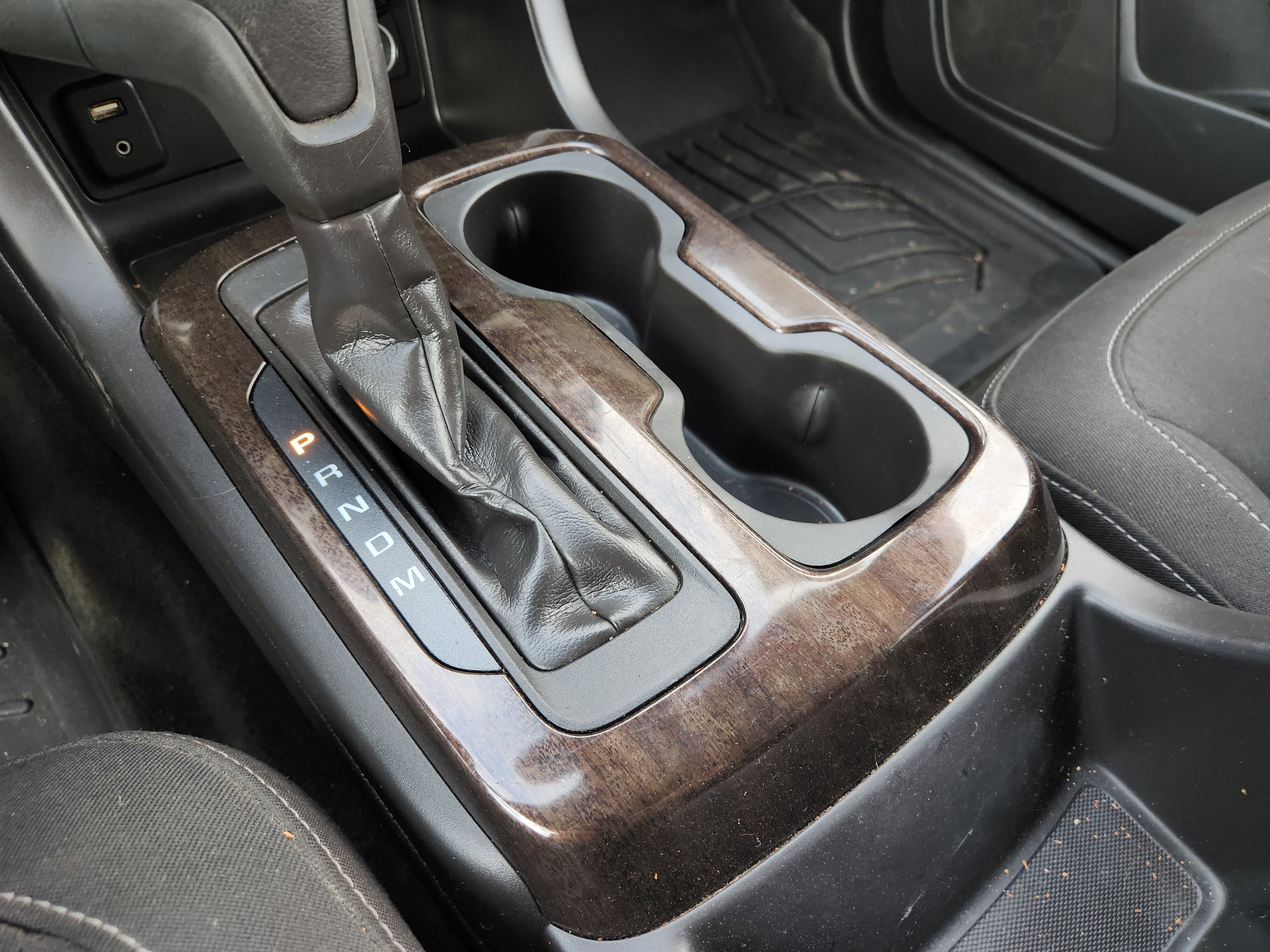 Used 2015 GMC Canyon SLE w/ SLE Convenience Package image 27