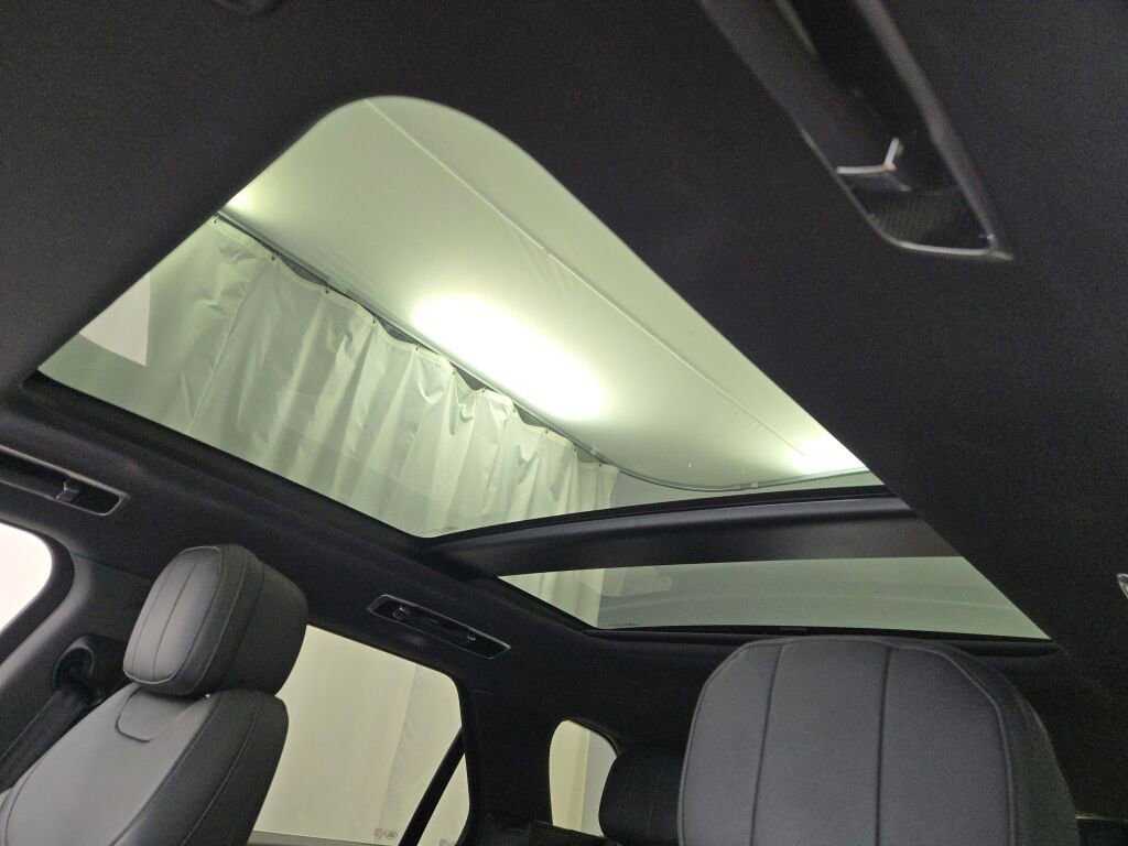 Used 2024 Land Rover Range Rover Sport Dynamic SE image 28