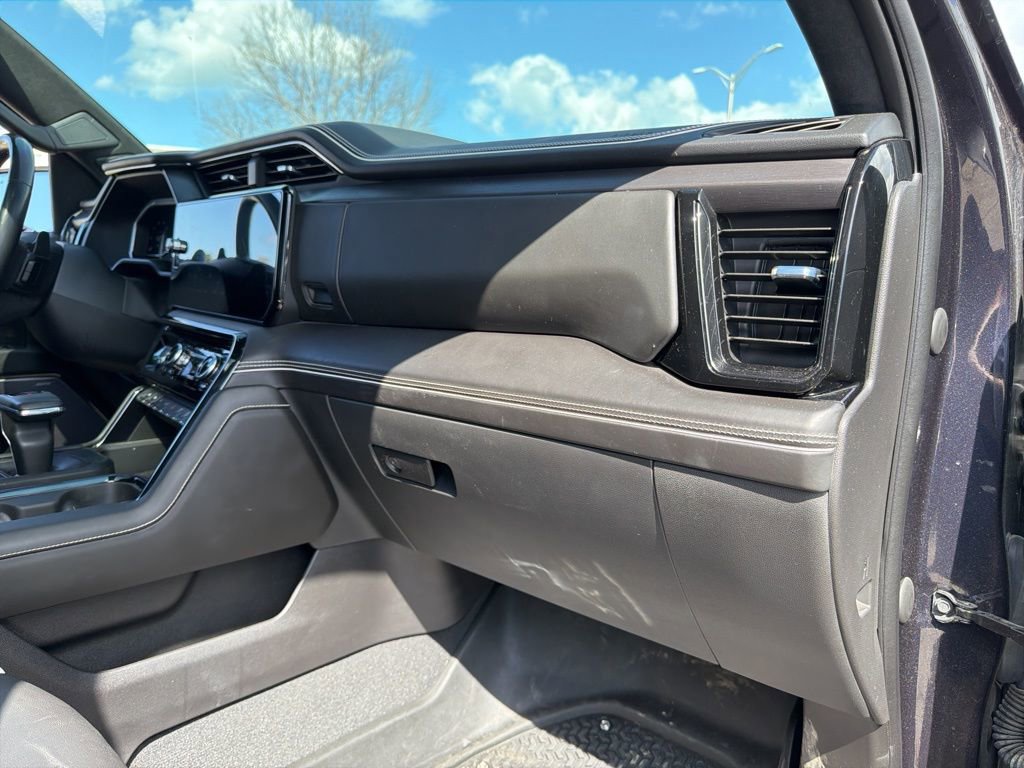 Used 2023 GMC Sierra 1500 AT4X image 19