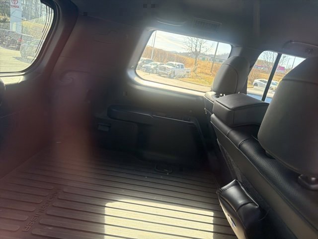 Used 2025 Toyota Land Cruiser image 15