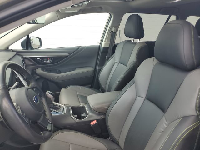 Certified 2025 Subaru Outback Onyx Edition XT AWD/4WD image 18