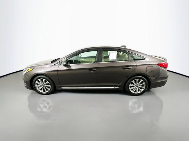 Used 2017 Hyundai Sonata Sport w/ Cargo Package image 4