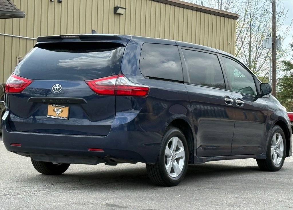 Used 2020 Toyota Sienna L FWD image 5