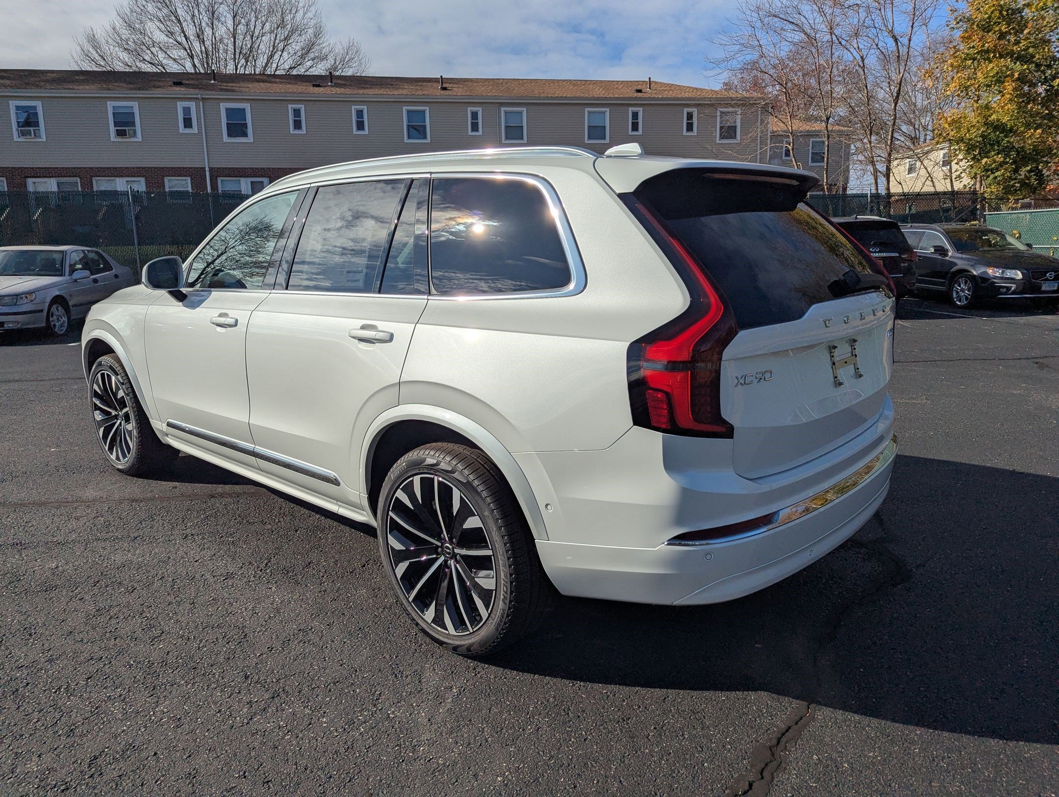 New 2026 Volvo XC90 B6 Ultra w/ Protection Package image 5