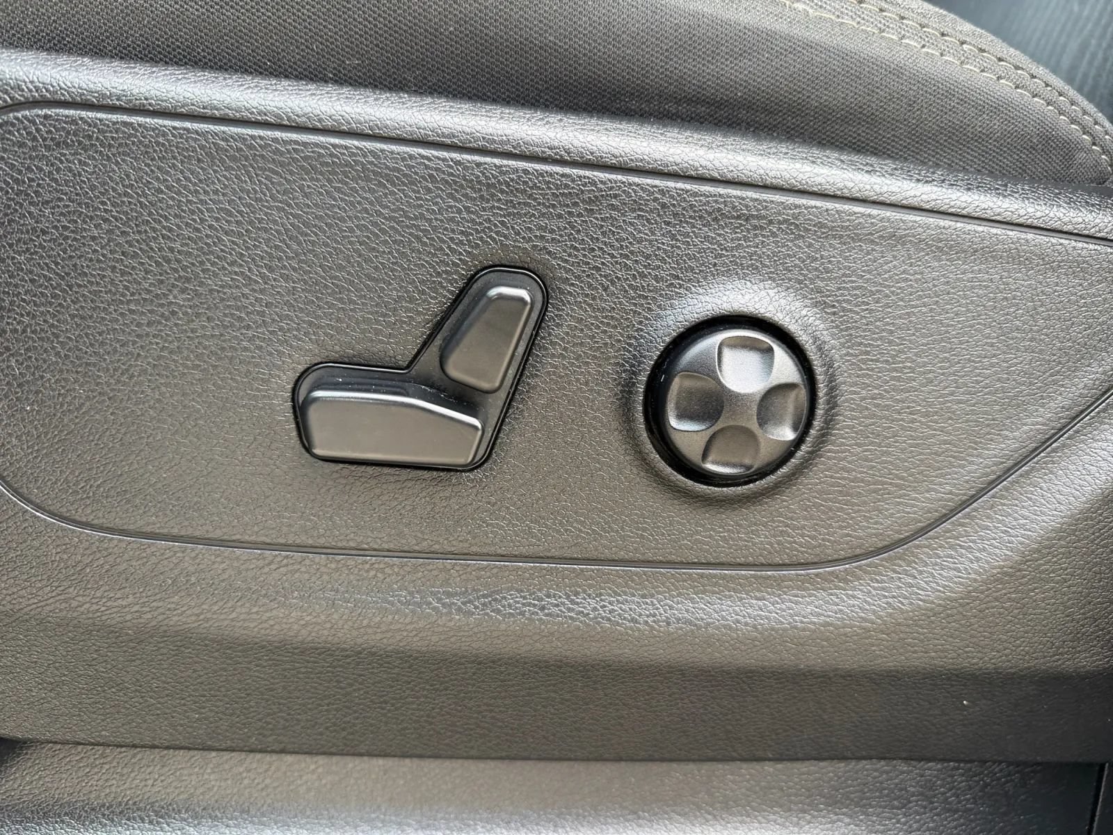 Used 2019 RAM 1500 Big Horn AWD/4WD image 17