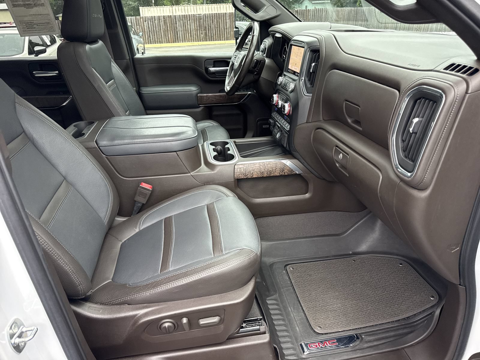 Used 2023 GMC Sierra 2500 Denali w/ Denali Ultimate Package AWD/4WD image 40